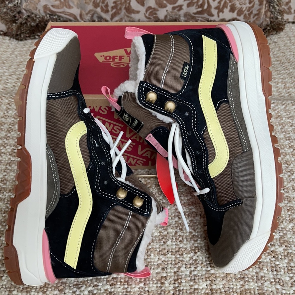 Vans Ultrarange Exo Hi Mte Canteen/Marshmallow WMN - Picture 11 of 16